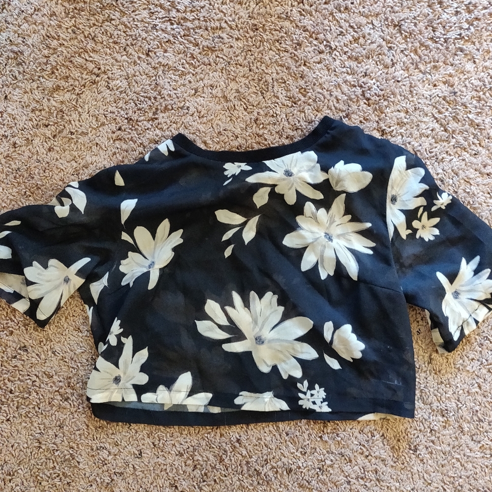 Floral sheer crop top